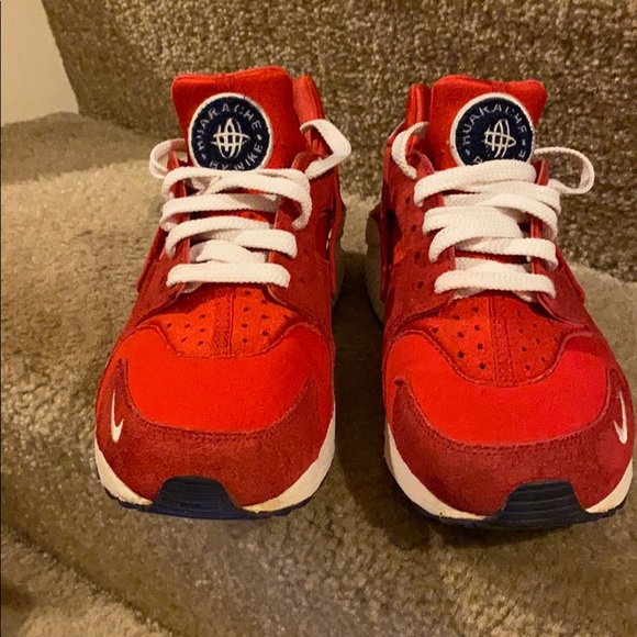 nike huarache varsity